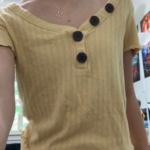 American Eagle V-neck